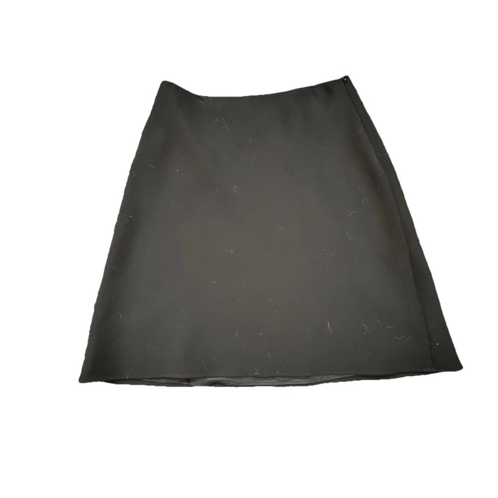 Loft by Ann Taylor Black Short Skirt Size 6P Side Zip Old Money Business Casual